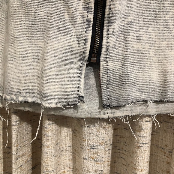 One X One Teaspoon Acid Wash Exposed Zipper Denim Skirt - Picture 4 of 12
